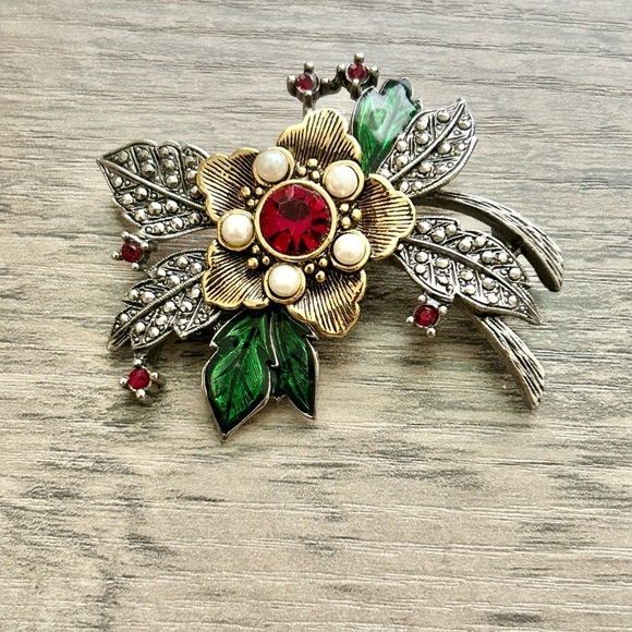 Vintage Avon Floral Brooch with Red and Green Pearl Accents - Picture 2 of 8